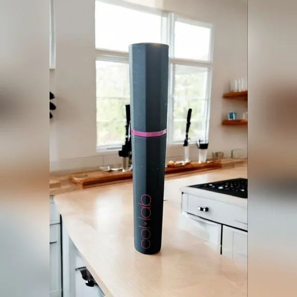COL-LAB The Works Wow Effect All-in-One Mascara Extreme Black Waterproof (New)