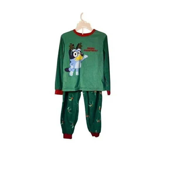 Bluey childrens 2 Piece merry everything flannel pajamas, size 8