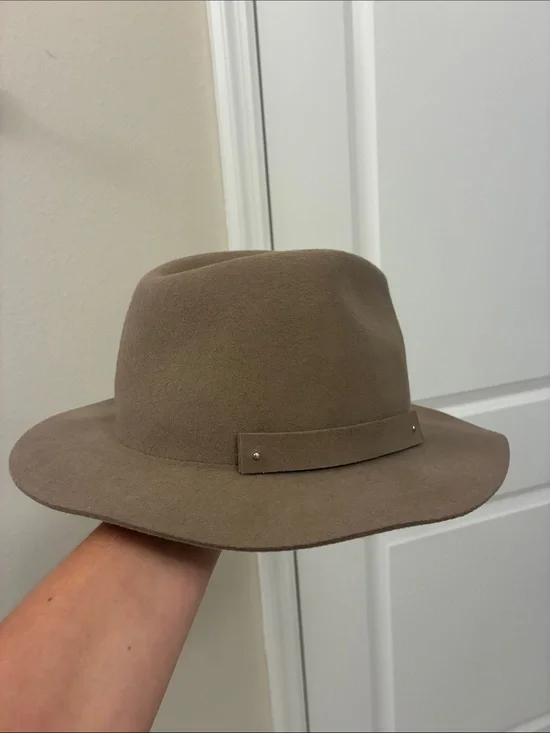 Anthropologie Classic Wide-Brim Felt Hat in Taupe
