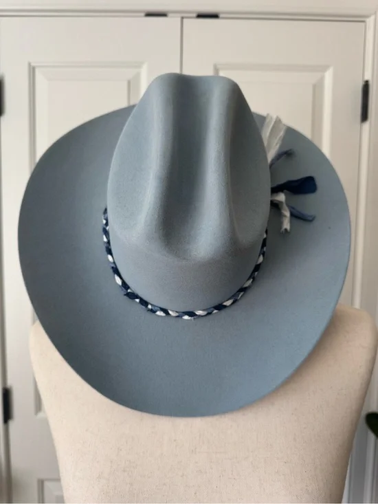 Teressa Foglia Aly Powder Blue Cowgirl Hat with Braided Band (40X)- Never Worn!