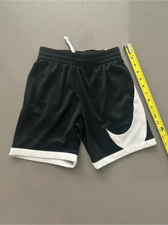 (Sold) Nike Boys Athletic Shorts Black White Swoosh Size M…