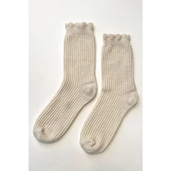 Le Bon Shoppe - Linen Scallop Socks | Naturel