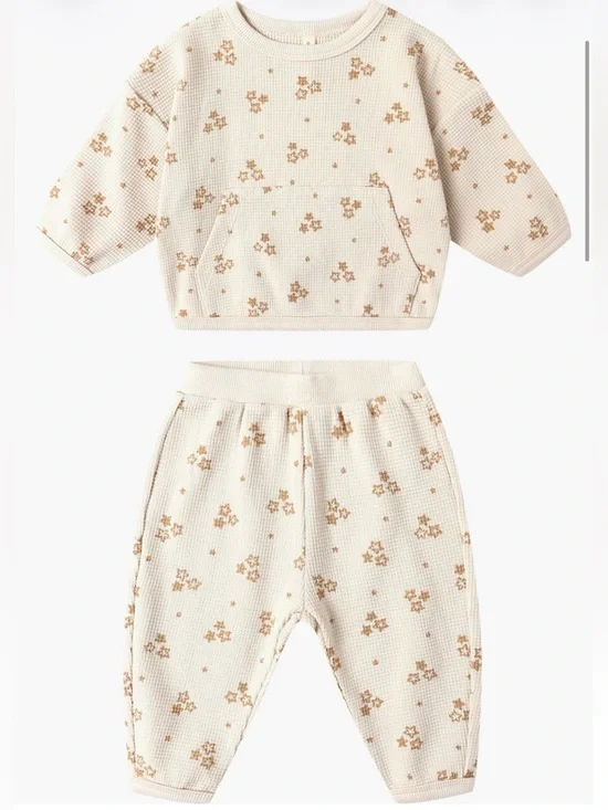 Quincy Mae Star Print Waffle Knit Organic Cotton Set