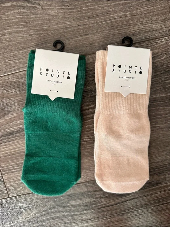 2 Pairs NWT Pointe Studio Grip Socks - Green & Cream
