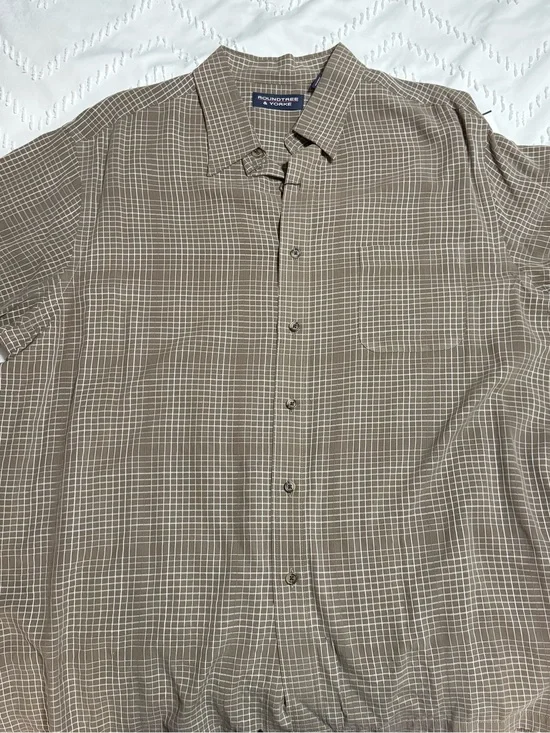 Roundtree & Yorke Tan/Brown Grid-Check Men's Button-Up Shirt