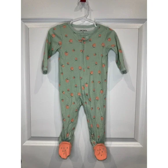 Carters Baby Girls Strawberry Footie Pajamas Size 6 Months‎