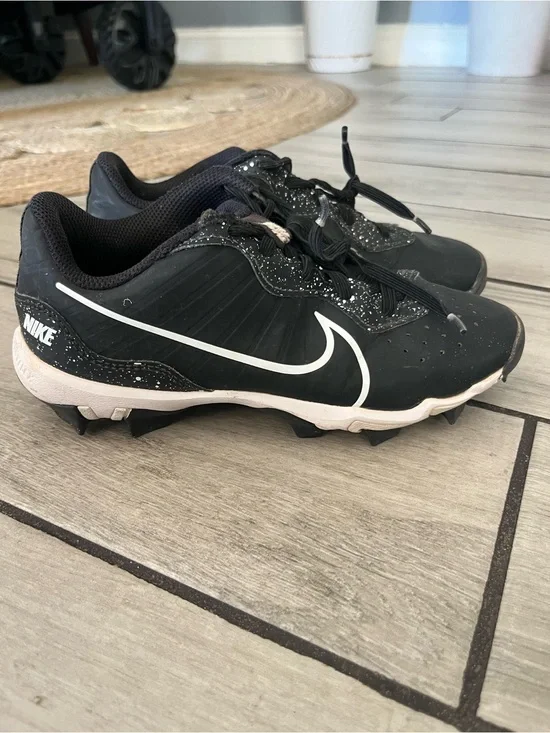 Nike Kids Black & White Baseball Cleats