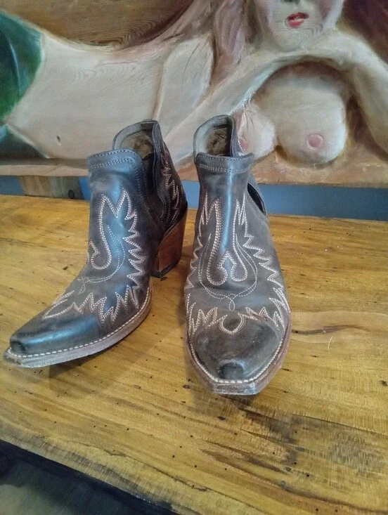 Ariat Dixxon Western Bootie Sz8 10027282 Full Grain Leather Hand Crafted Mexico
