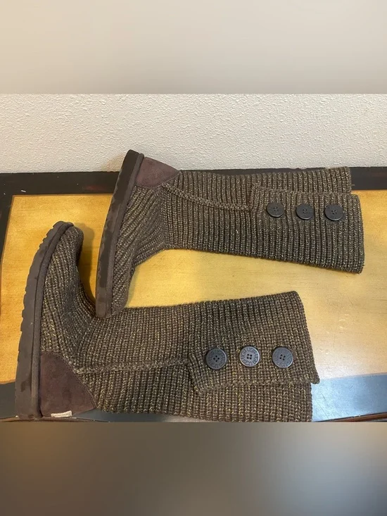 UGG W Purl Cardy Knit Boots Charcoal Grey Gold Metallic Sz 9