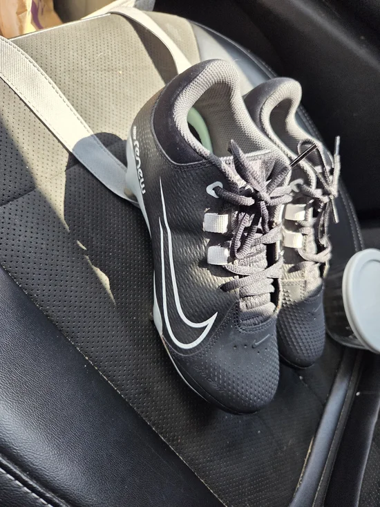 Nike Kids' Black Athletic Cleats