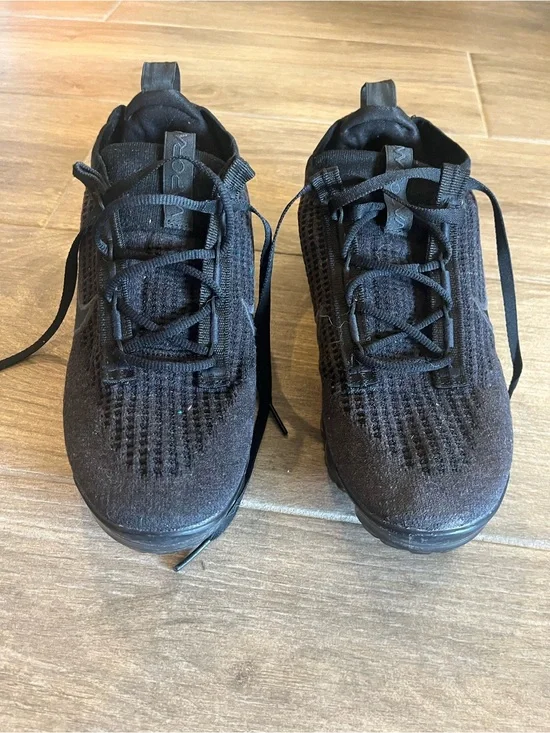 Kids Nike Air Vapormax Black Knit Slip-On Lace Sneakers-converts to women size