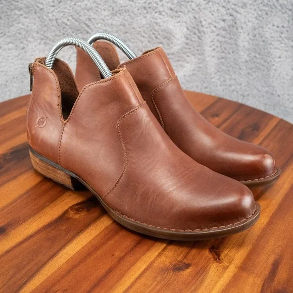 Born Women's Kerri Smooth Leather Distressed Booties Brown Size 8