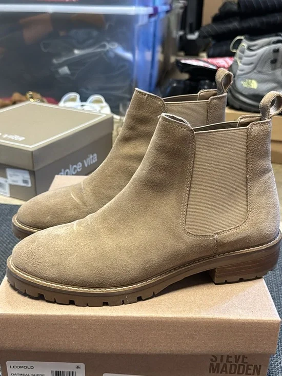Steve Madden Women’s Boots Size 9