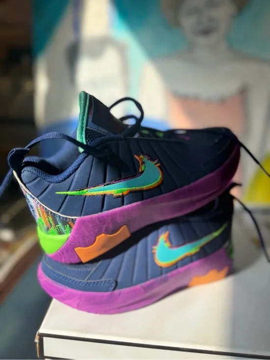 Kid’s Size 1 • Nike LeBron Witnesses 9• Navy & Purple• Brand New w/out Box