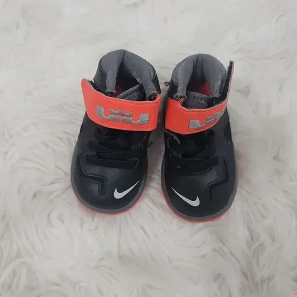 Nike Lebron Soldier VII Shoes Infant Toddler 4C Black Red Bred Basketball Mid