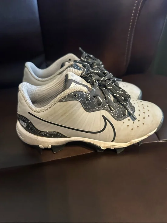Nike Kids Gray and Black Sports Cleats -size 11