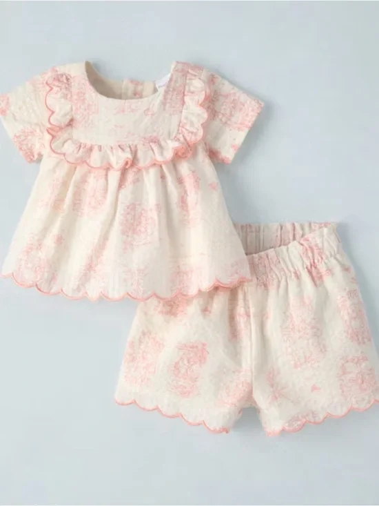 Baby Girls Peter Rabbit Embroidered Seersucker 2-Piece Outfit Set