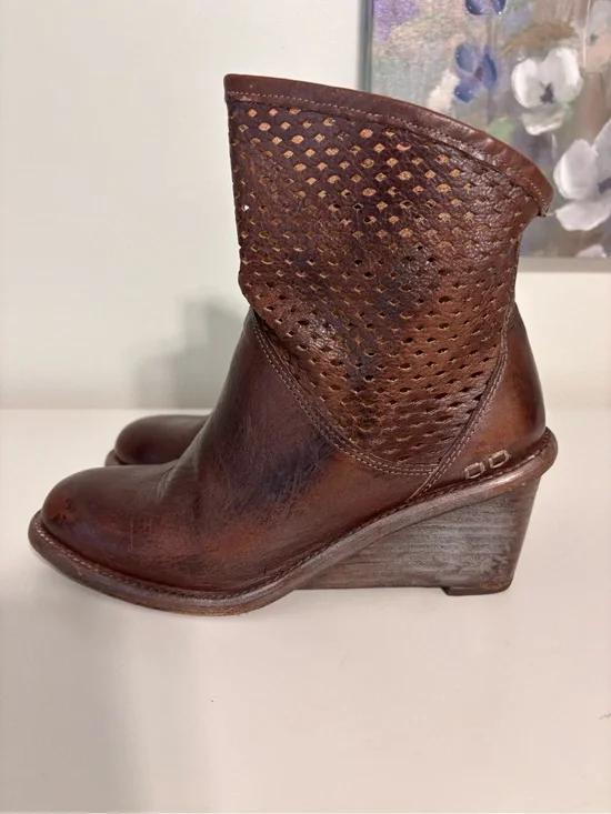Bed Stu Cobbler Series Ankle Booties Womens Size 8 Brown Leather Wedge Western