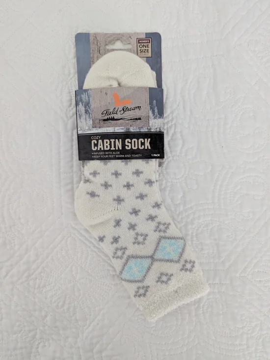 Field & Stream Cabin Socks in Cream with Gray & Light Blue Accents
