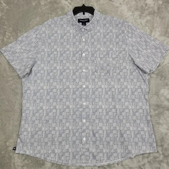 Mizzen + Main Leeward Classic Mens 2XL White Blue Geometric Short Sleeve Shirt