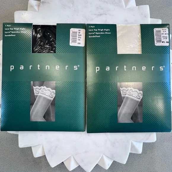 Vintage Partners Lace Top Thigh Highs Lycra Spandex Sheer Sandlefoot S/M Set