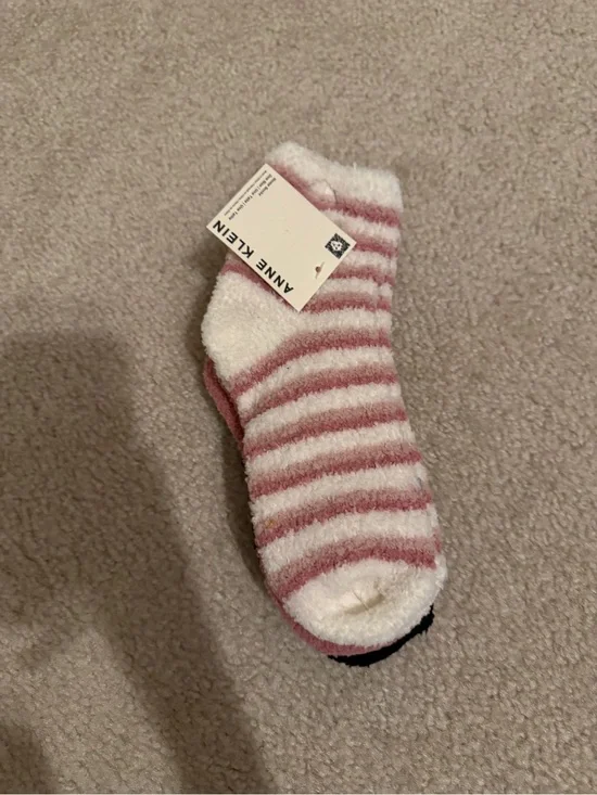 Anne Klein Cozy Fuzzy Socks 3 Pack Pink Black Striped New with Tags