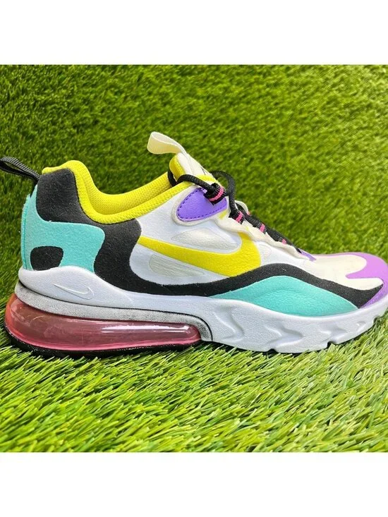 Nike Air Max 270 React Bright Violet Girls Size‎ 6Y White Running Shoes Sneakers