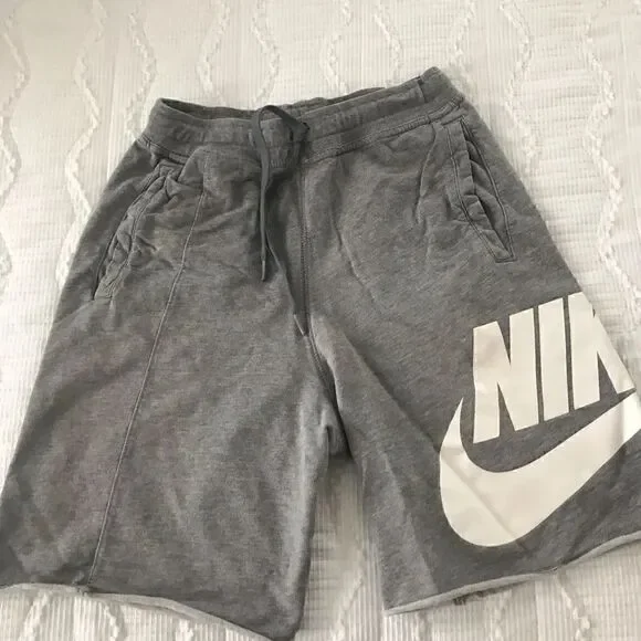 Nike boys athletic cotton shorts size L