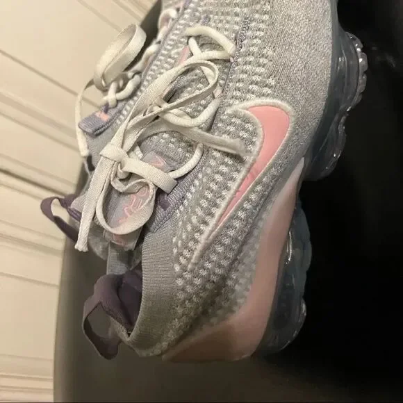 Big Kid's Nike Air VaporMax 2021 FK Wolf Grey/Pink Glaze (DB1550 007) SZ 3.5