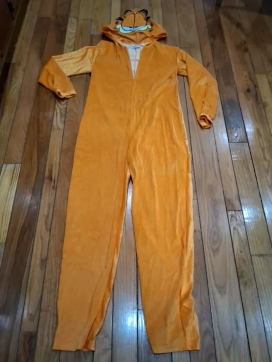 Garfield Pajama Outfit.