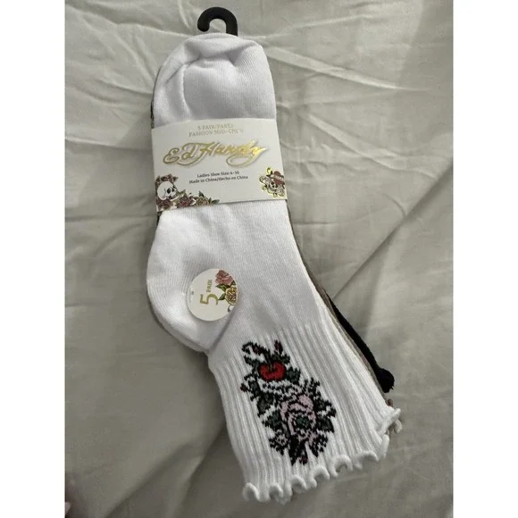 Ed Hardy 5 Pair Women's‎ Mid Crew Socks Roses Skull Tattoo Size 4-10 NWT Lettuce