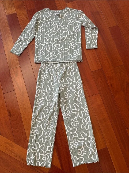 Falls Creek Olive Green Floral Ribbed Pajama Set