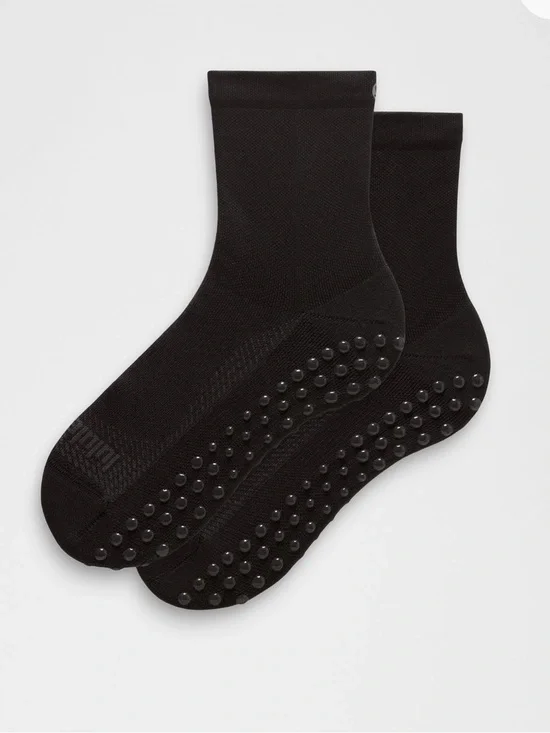 Lululemon Unisex Find Your Balance Grip Quarter Socks Black Grip Socks Medium