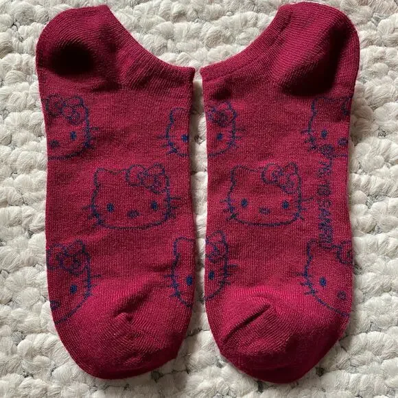 HELLO KITTY Cat Face black cherry red socks NEW! Limited Edition sanrio 78 adult
