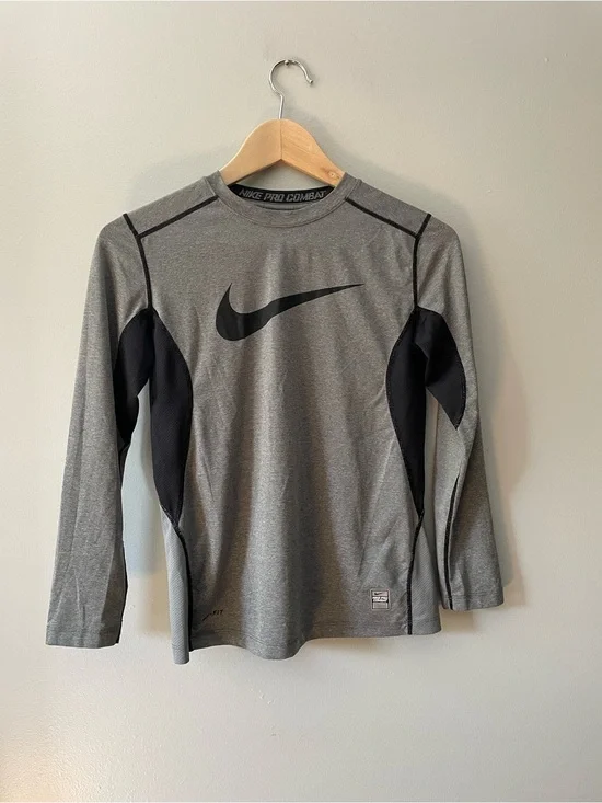 Nike Grey and Black Long Sleeve Athletic Tee
