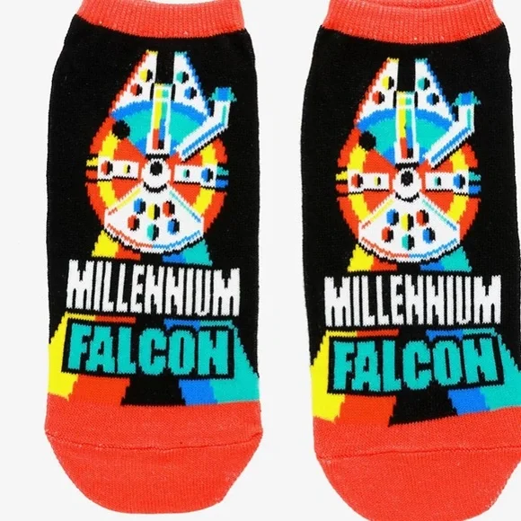 2/$12🌟Star Wars Millennium‎ Falcon Color Socks