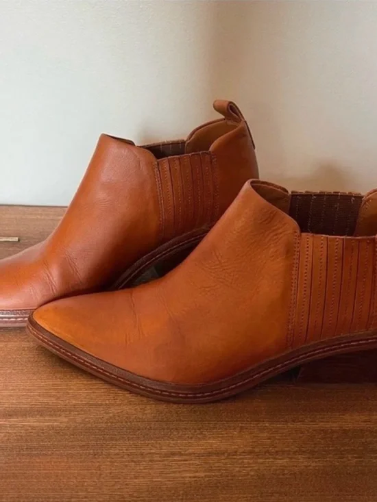 Via Spiga Cognac Leather Chelsea Booties” narrow”