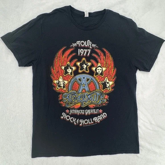 Aerosmith 1977 Tour Graphic T-Shirt Size Large Black Fruit of the Loom Sofspun