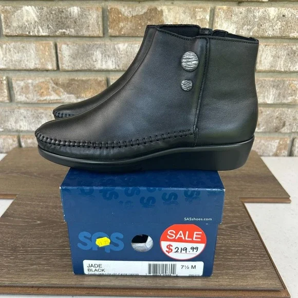 SAS Jade Ankle Side Zip Boot Womens 7.5M Black 1.5