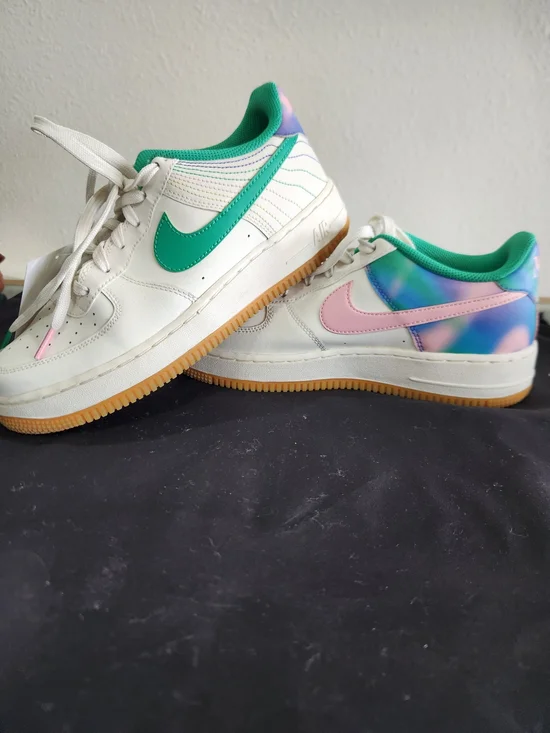 Nike Pastel Tie-Dye Swoosh Sneakers