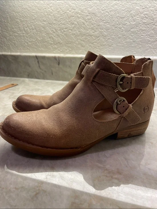 Börn Women's Tan Suede Ankle Booties with Buckle Detail