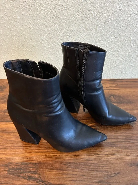 Black Pointed Toe Ankle Boots Madden Girl Size 7M