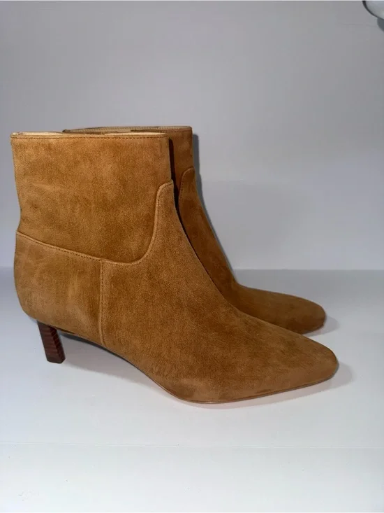 Veronica beard Women’s Tan Suede Ankle Boots - Classic Low Heel size 7