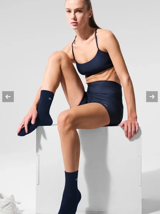 ALO Yoga Navy understated Athletic Crew Socks