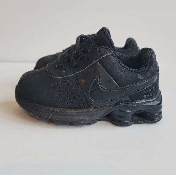 Nike - Low Shox - Toddler 7 - 318132-002 in Black