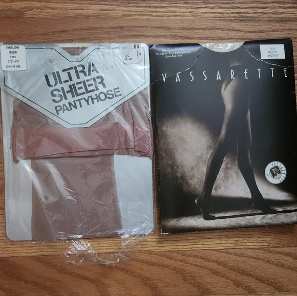 2 Pantyhose Size Medium