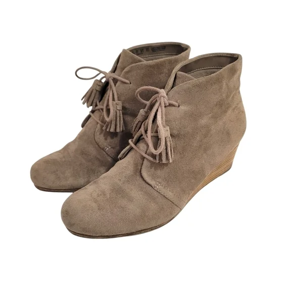 Dr. Scholl's Dakota Tan Faux Suede Tassel Wedge Booties