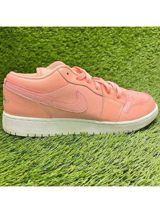 Nike Air Jordan 1 Low Bleached Coral Pink Girls Size 7Y Athletic Shoes Sneakers