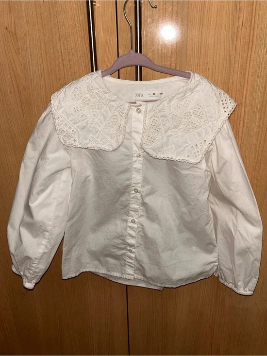 Zara White Eyelet-Collar Button-Down Blouse