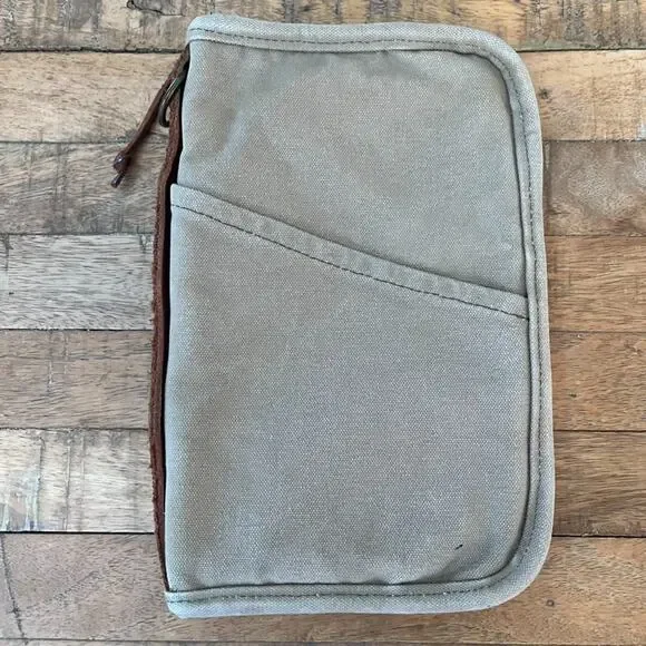 Vintage Khaki Canvas and Leather Everyday Carry Pocket Organizer Bible Cover